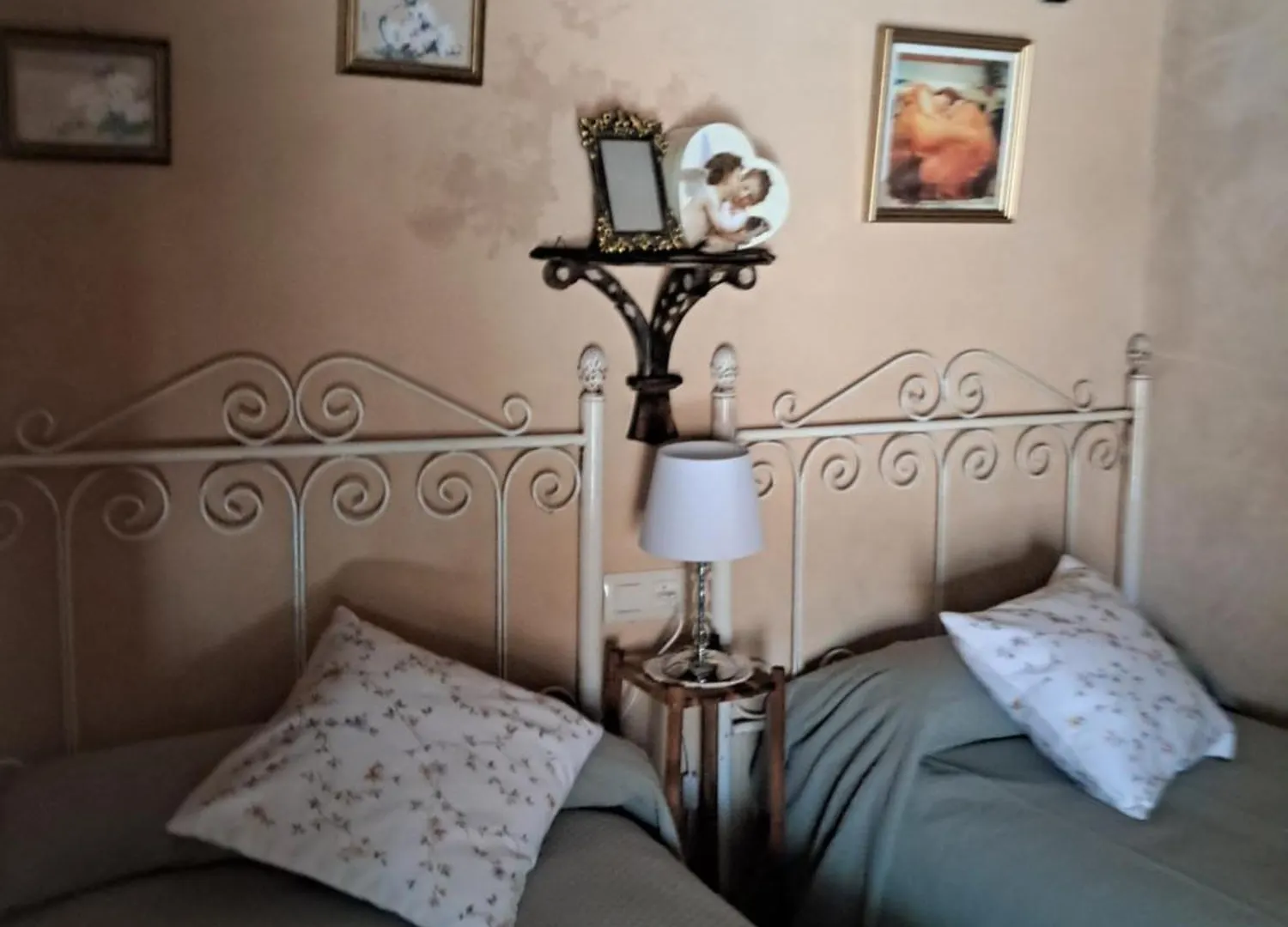 La Casita Villa Cazalla de la Sierra 0*,  Spain